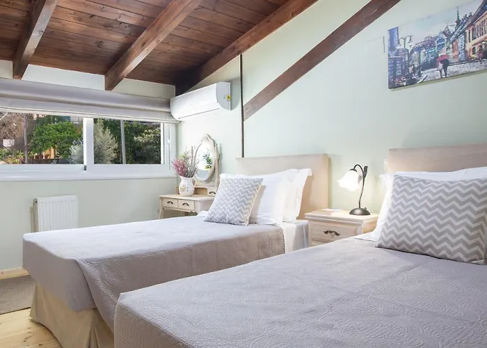 Dimitras * Vasiliki (Lefkada)